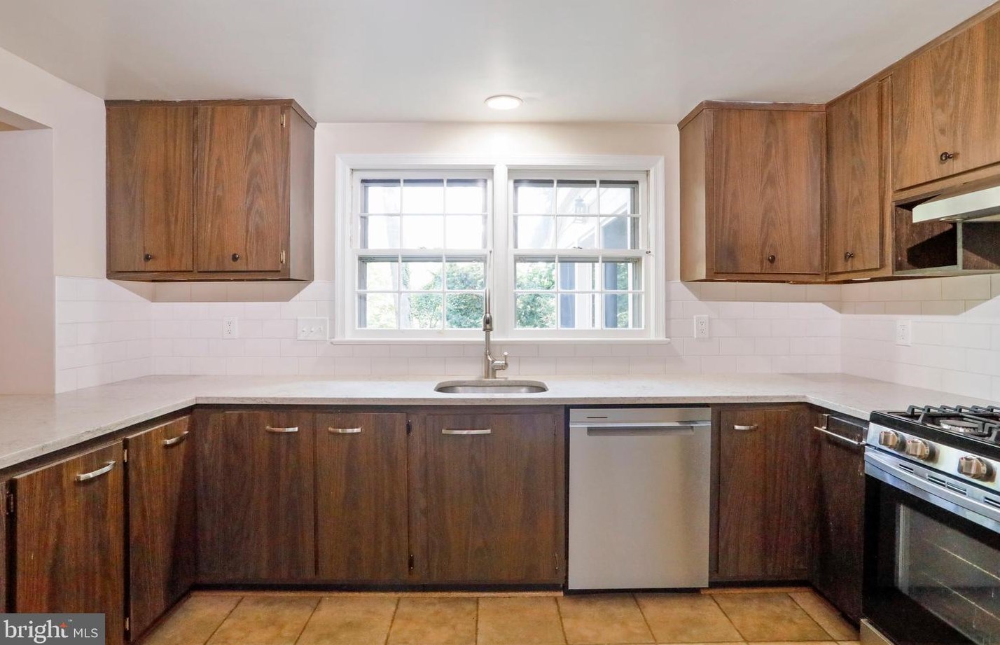 18929 Diary Rd, Gaithersburg MD 20886-3136 exterior