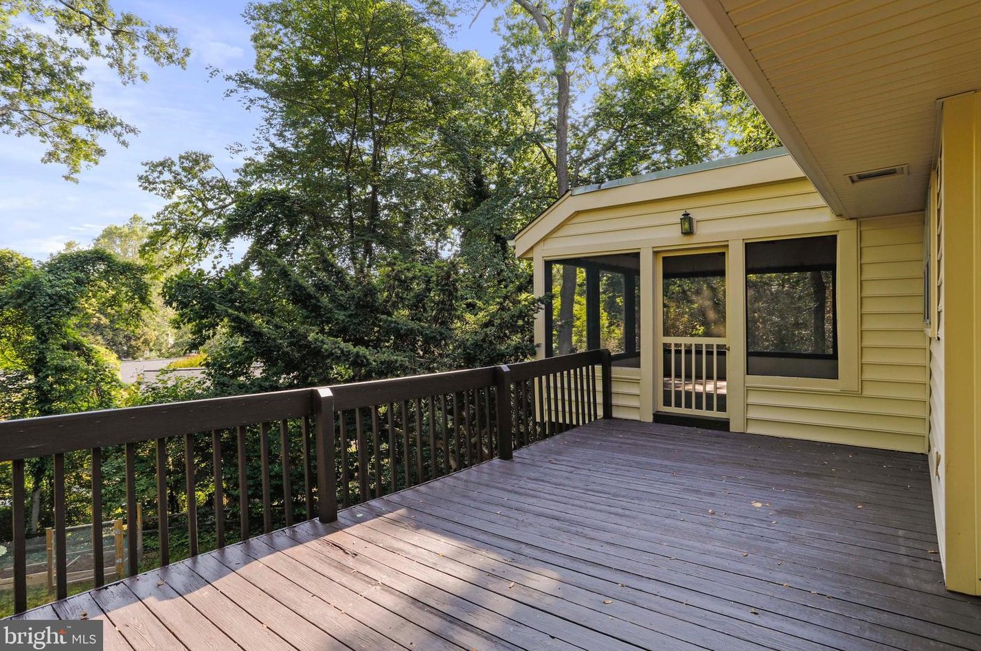 18929 Diary Rd, Gaithersburg MD 20886-3136 exterior