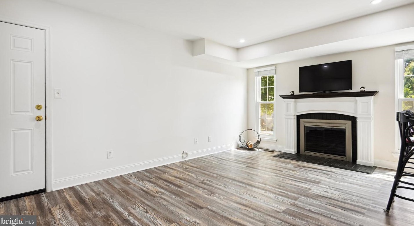 20813 Aspenwood Ln, Gaithersburg MD  20886-4067 exterior