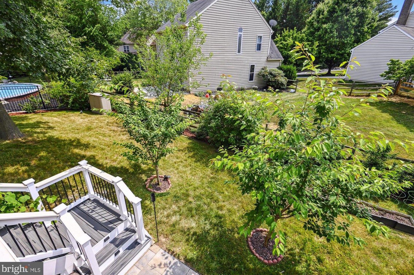 20813 Aspenwood Ln, Gaithersburg MD  20886-4067 exterior