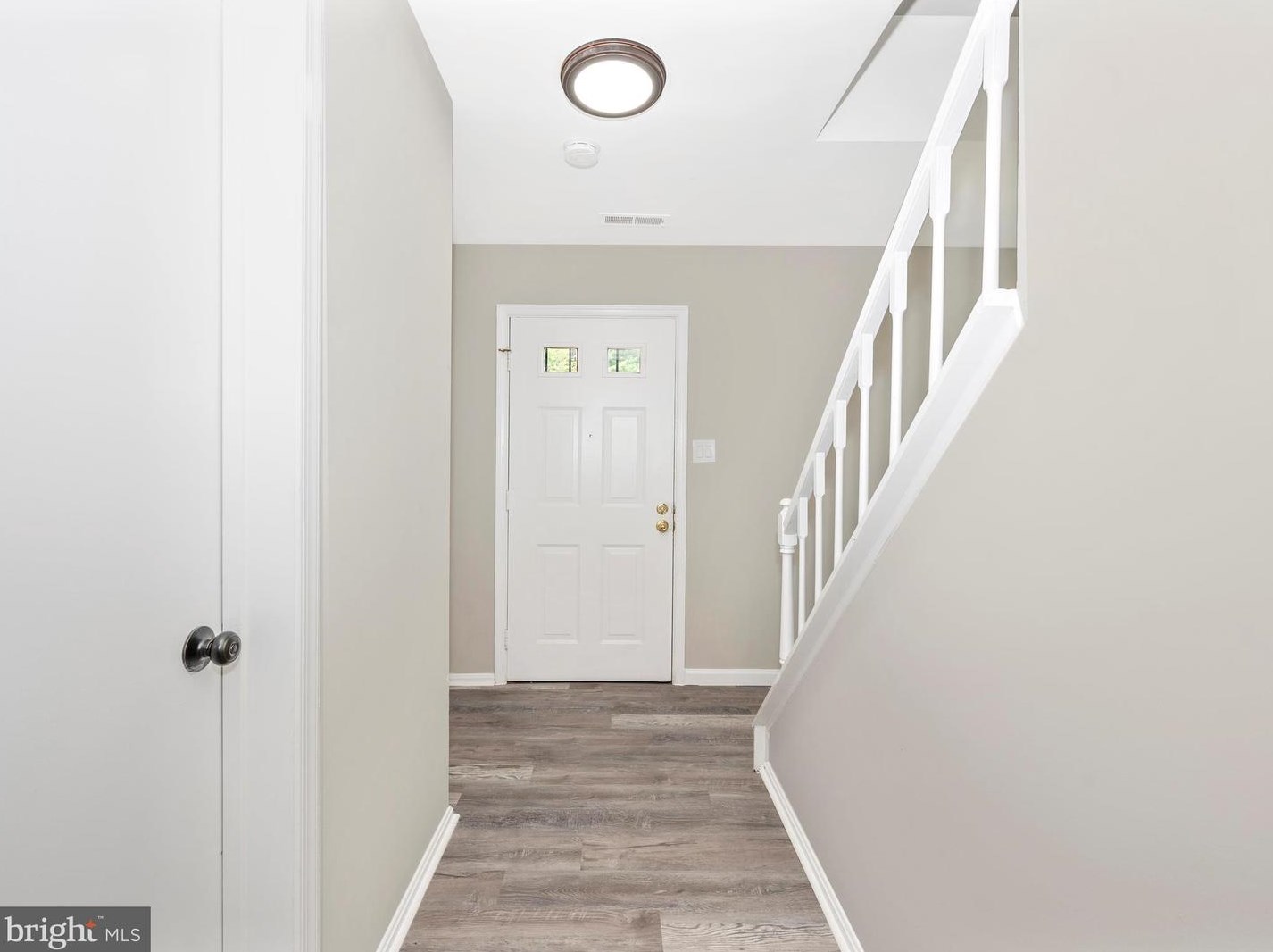 18601 Nuthatcher Ln, Gaithersburg MD  20879-1707 exterior