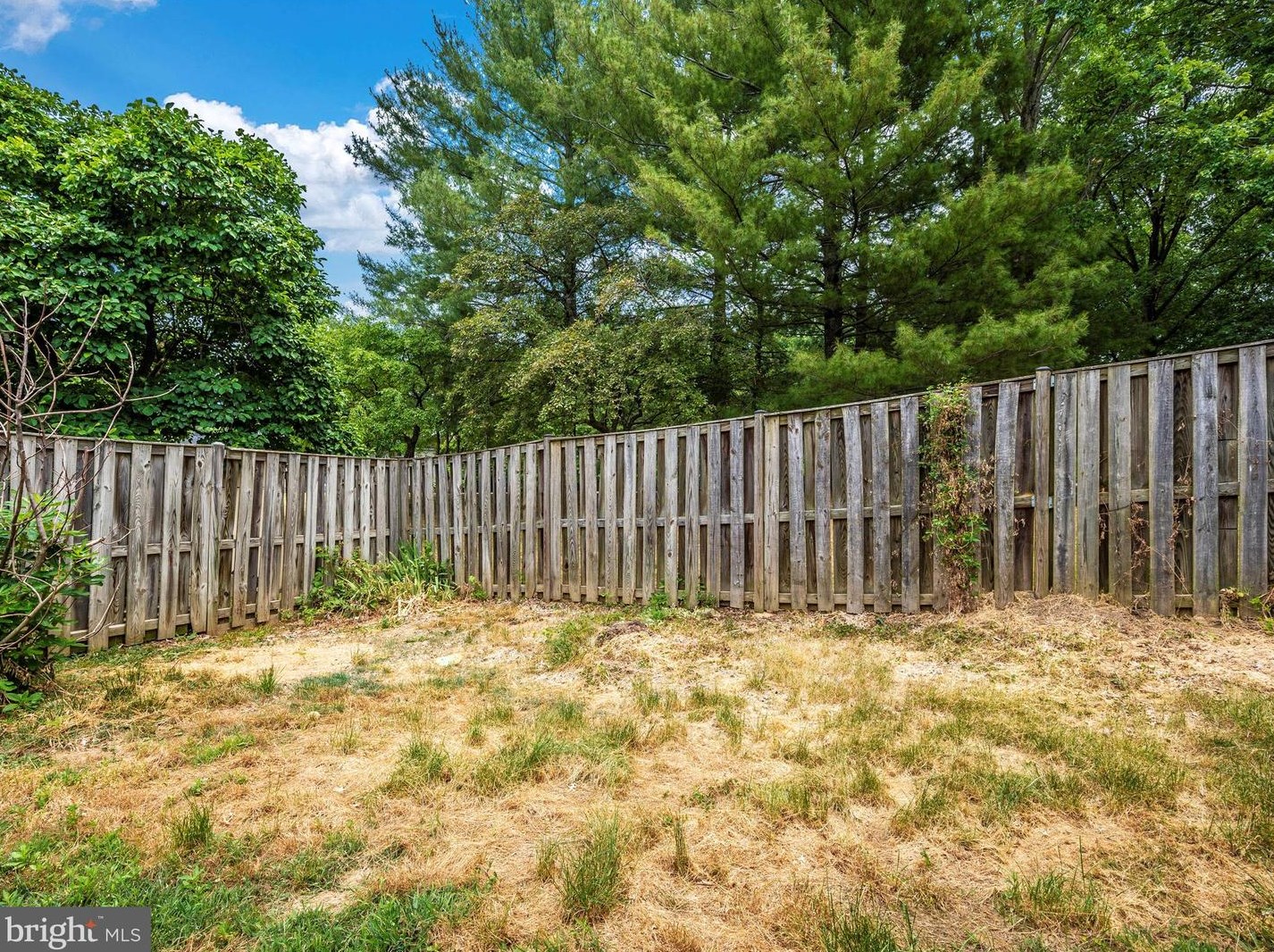 18601 Nuthatcher Ln, Gaithersburg MD  20879-1707 exterior