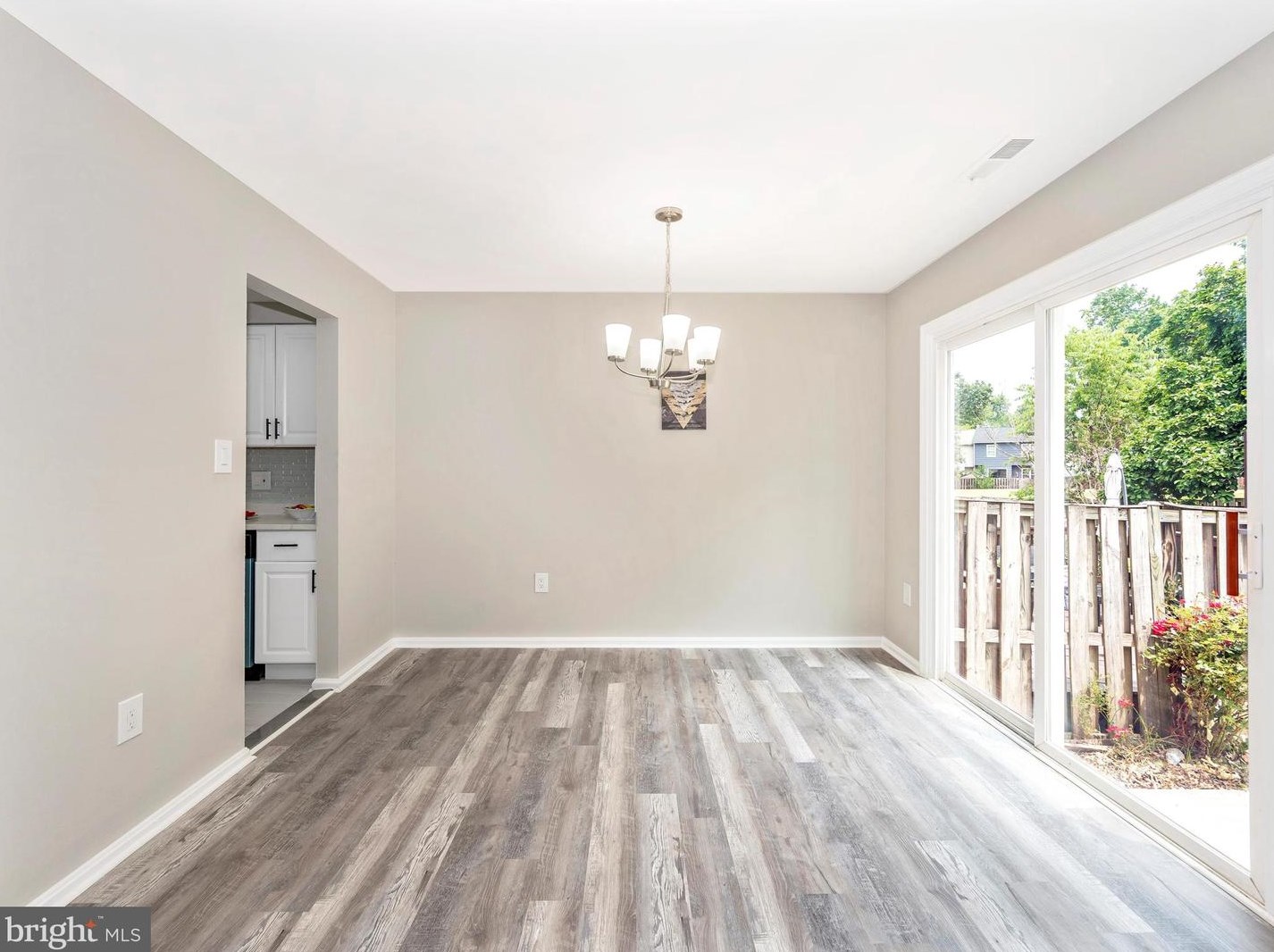 18601 Nuthatcher Ln, Gaithersburg MD  20879-1707 exterior