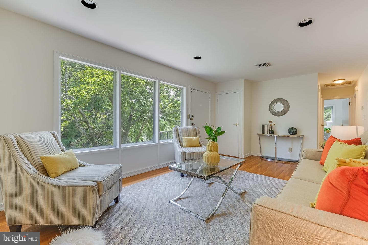 6404 Bannockburn Dr, Bethesda, MD 20817 MLS MDMC2100276 Coldwell Banker