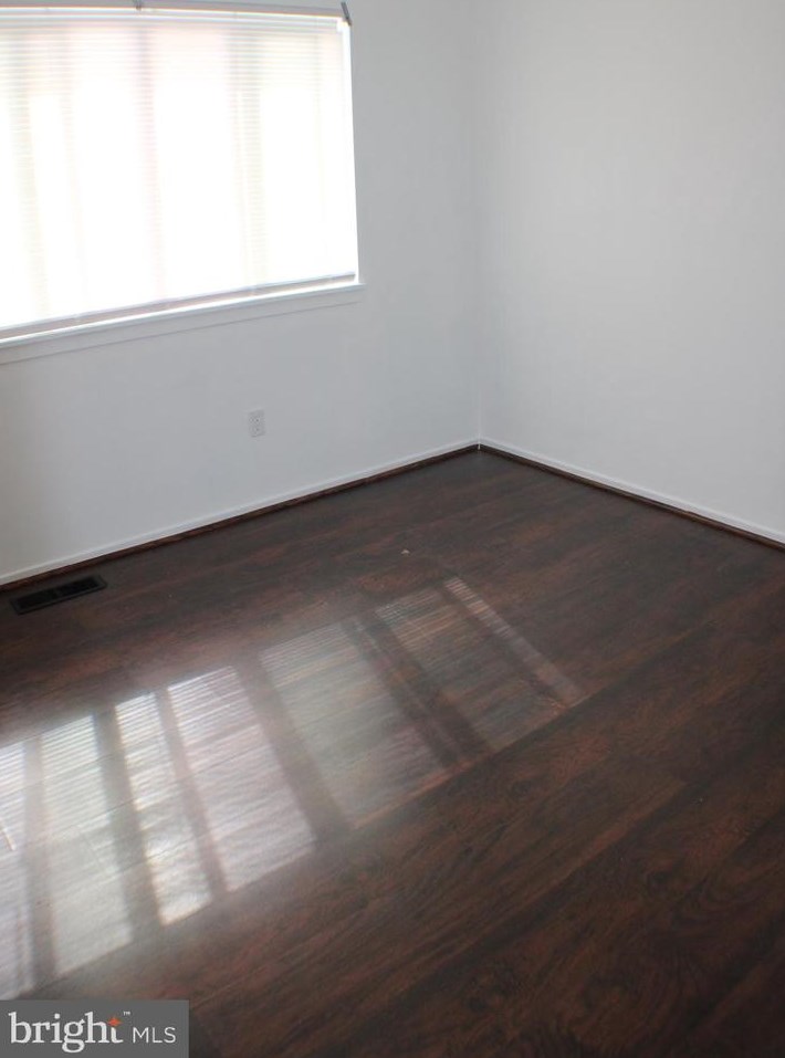 10008 Wedge Way, Gaithersburg MD 20886-1351 exterior