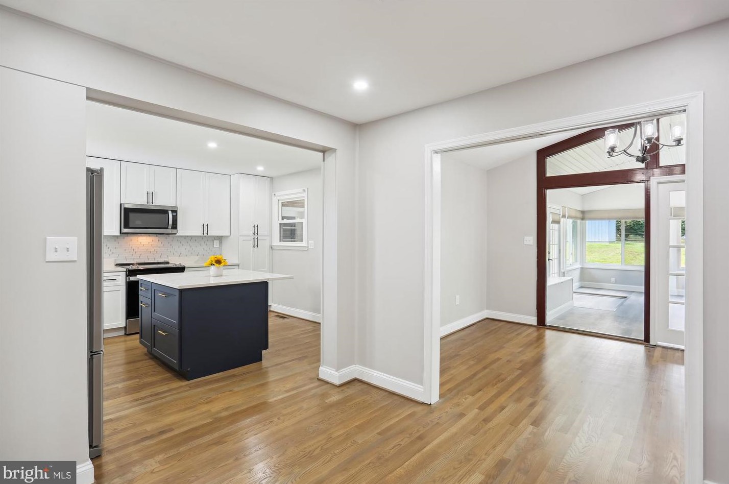 24404 Welsh Rd, Gaithersburg MD  20882-3934 exterior