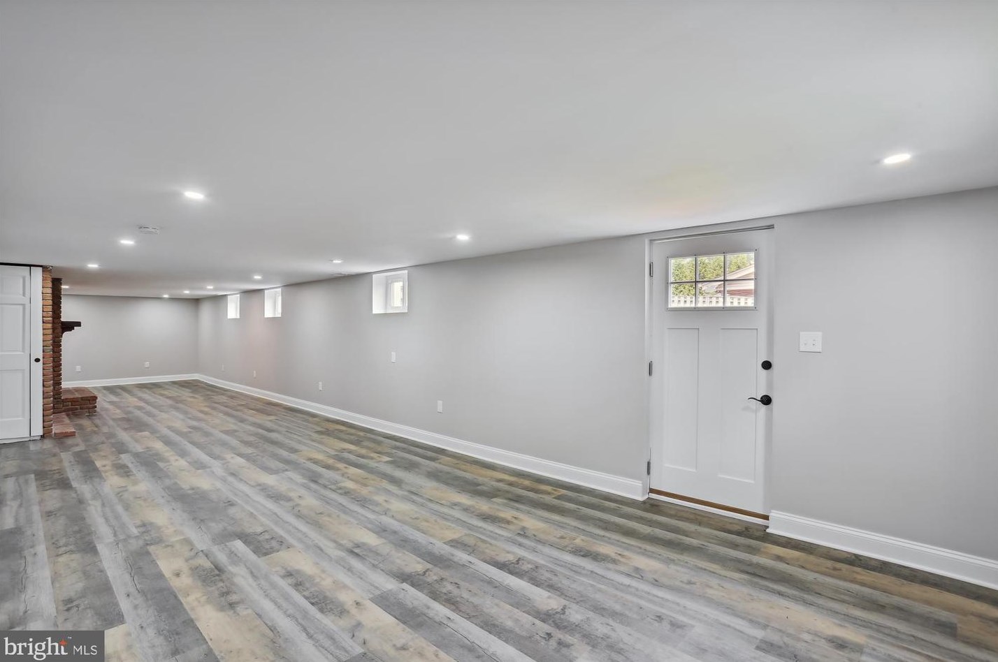 24404 Welsh Rd, Gaithersburg MD  20882-3934 exterior