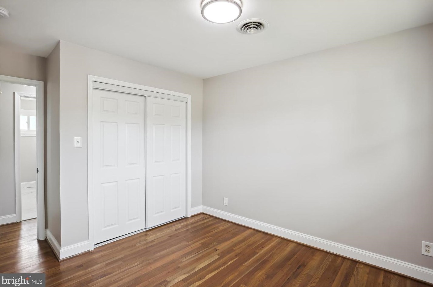 24404 Welsh Rd, Gaithersburg MD  20882-3934 exterior