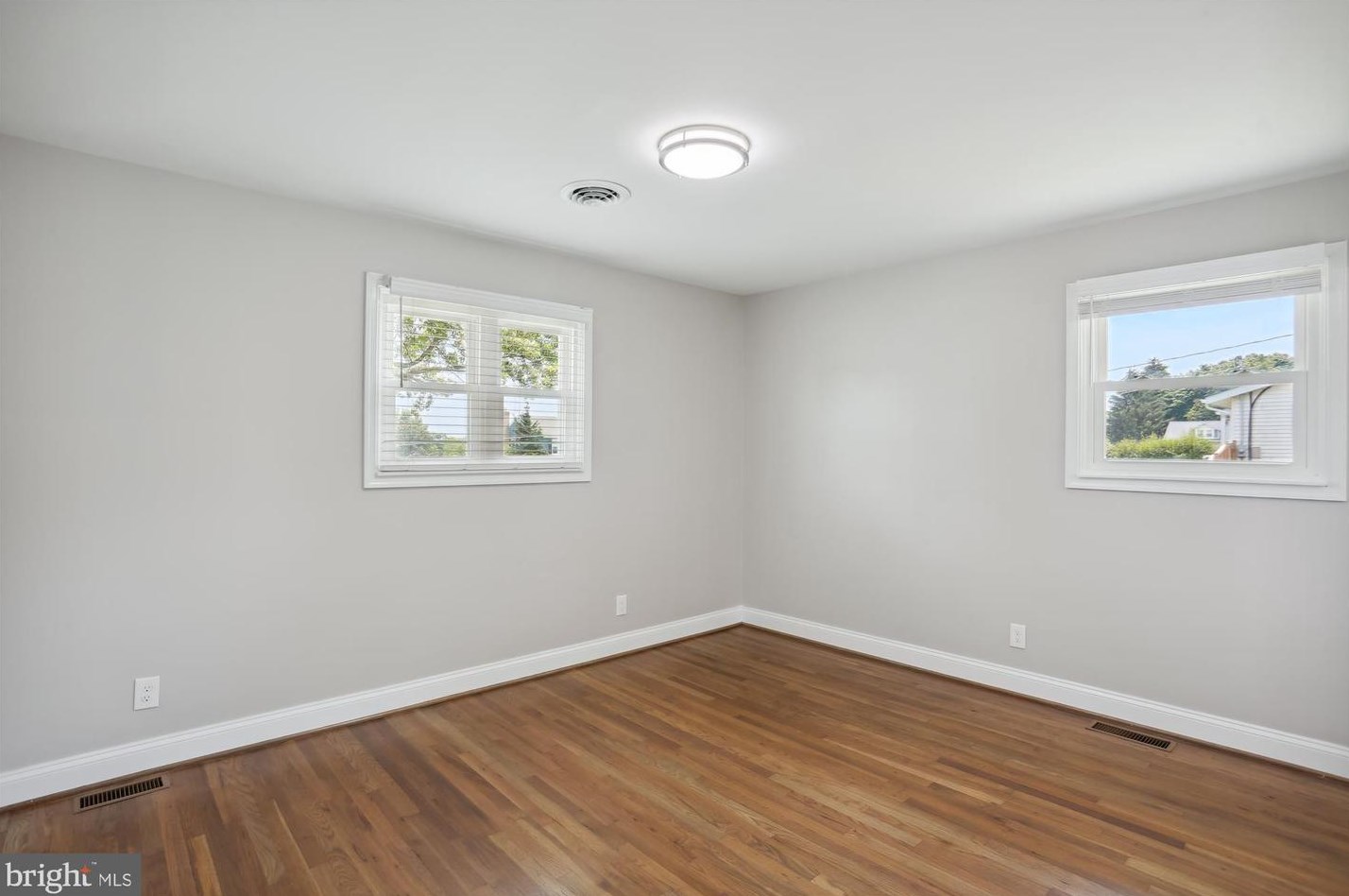 24404 Welsh Rd, Gaithersburg MD  20882-3934 exterior