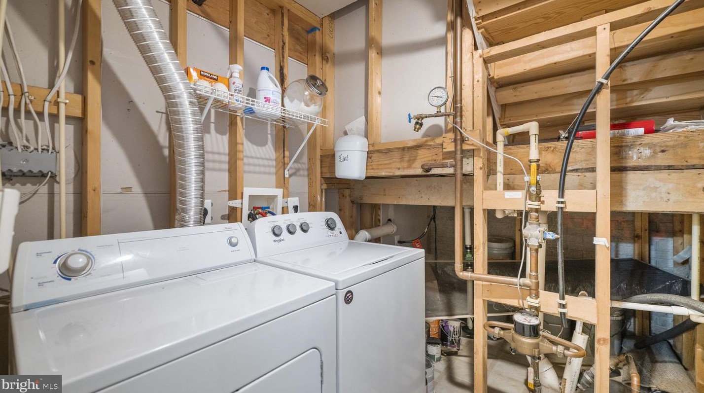 23618 General Store Dr, Clarksburg MD 20871-4322 exterior