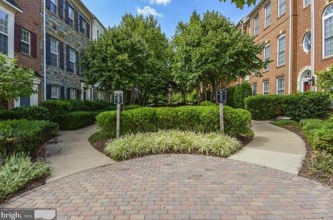 12837 Murphy Grove Ter, Clarksburg MD  20871-4318 exterior