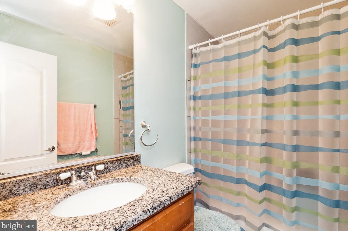 10317 Ridgeline Dr, Gaithersburg MD  20886-3007 exterior