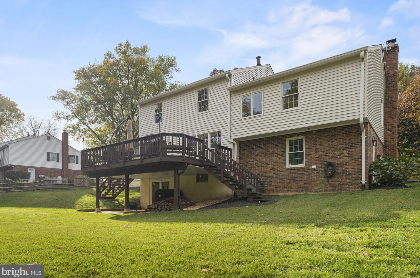 13324 Bondy Way, Gaithersburg MD  20878-2132 exterior