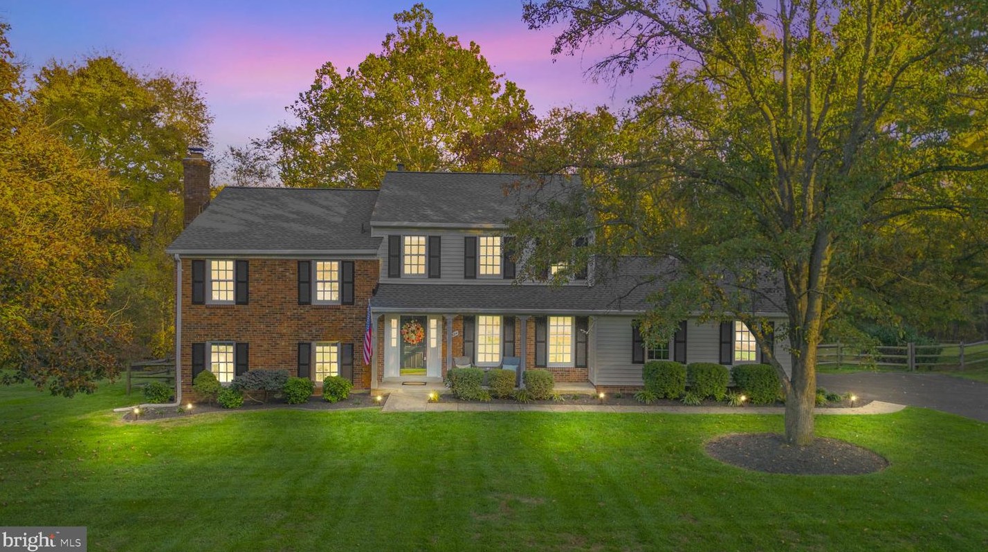 13324 Bondy Way, Gaithersburg MD  20878-2132 exterior