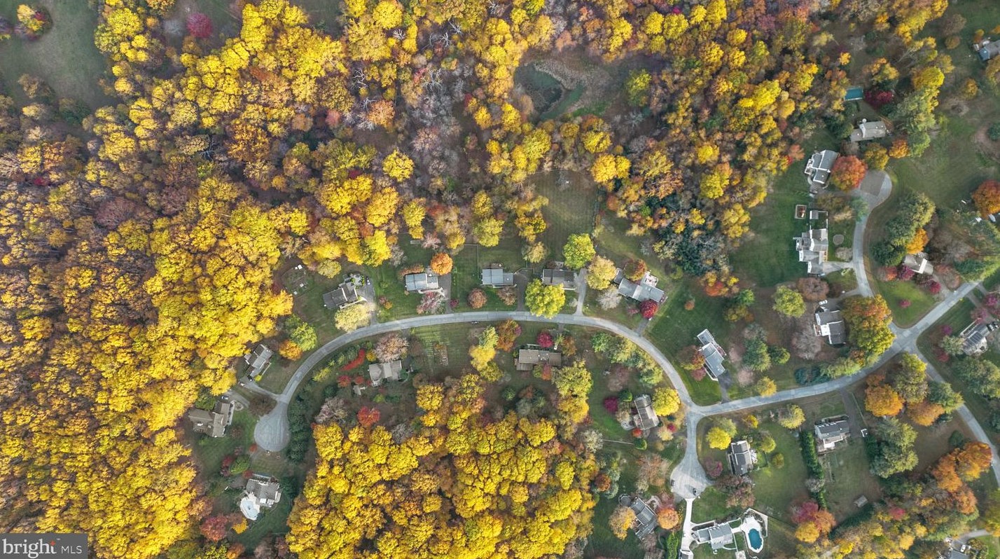 13324 Bondy Way, Gaithersburg MD  20878-2132 exterior