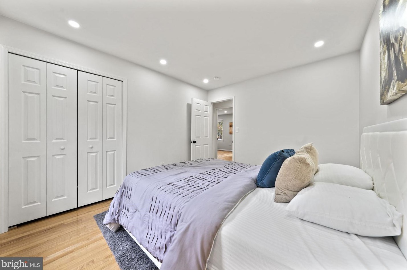 13324 Bondy Way, Gaithersburg MD  20878-2132 exterior