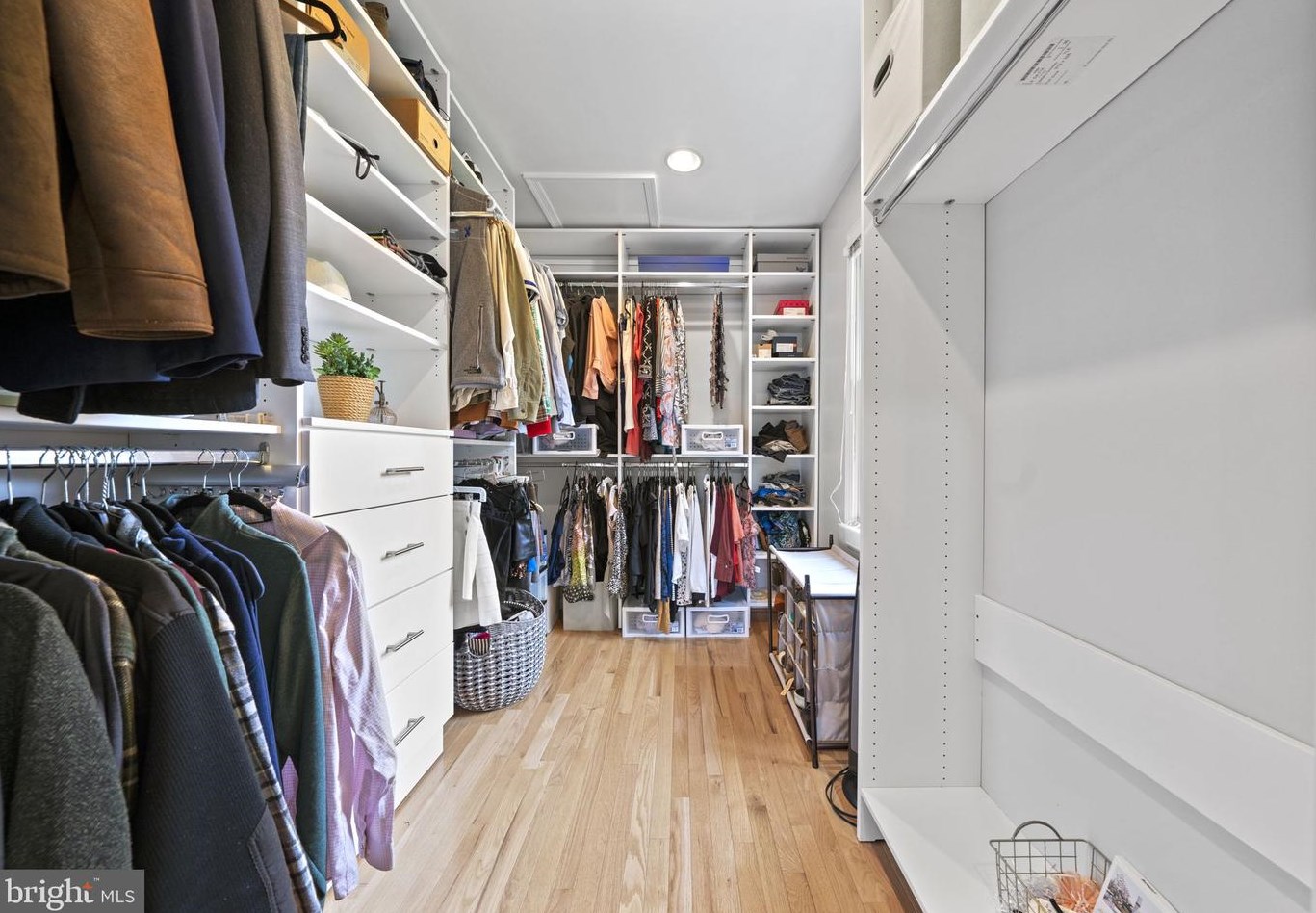 13324 Bondy Way, Gaithersburg MD  20878-2132 exterior