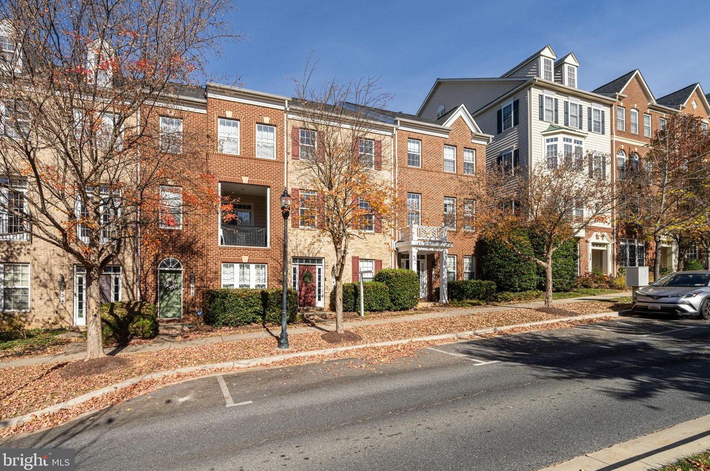 542 Odendhal Ave, Gaithersburg MD  20877-3300 exterior
