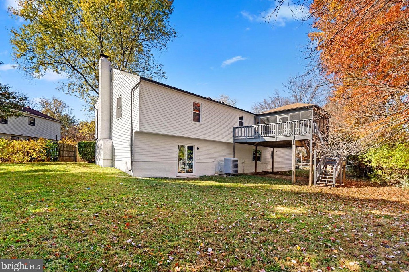 620 Poplarwood Pl, Gaithersburg MD  20877-1257 exterior