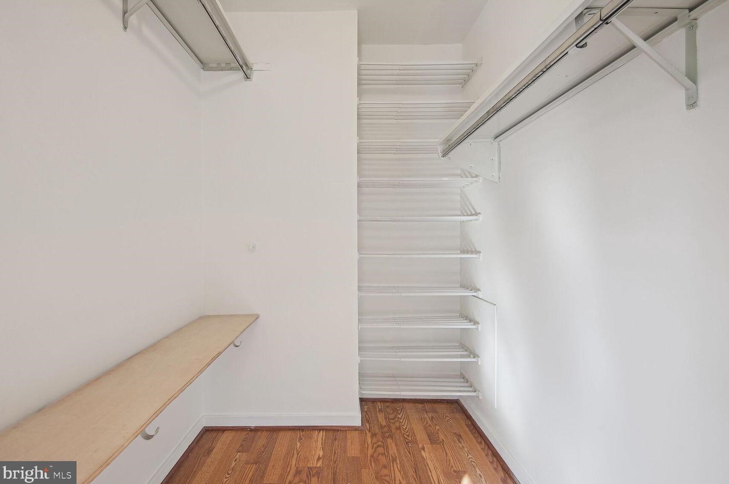 9873 Sailfish Ter, Gaithersburg MD  20886-4203 exterior