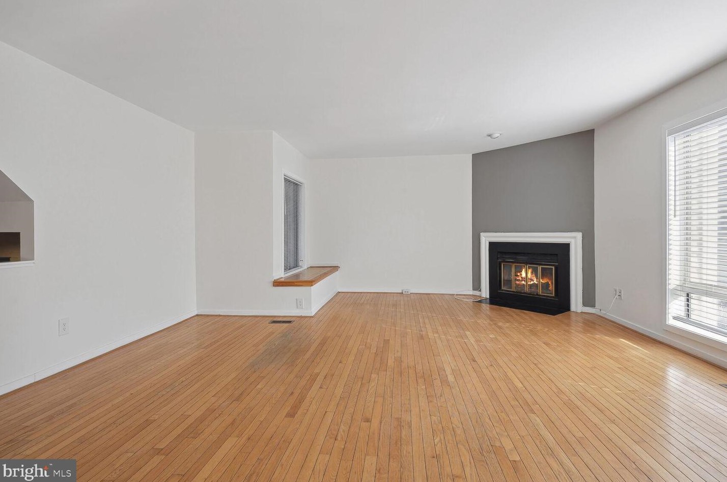 9873 Sailfish Ter, Gaithersburg MD  20886-4203 exterior