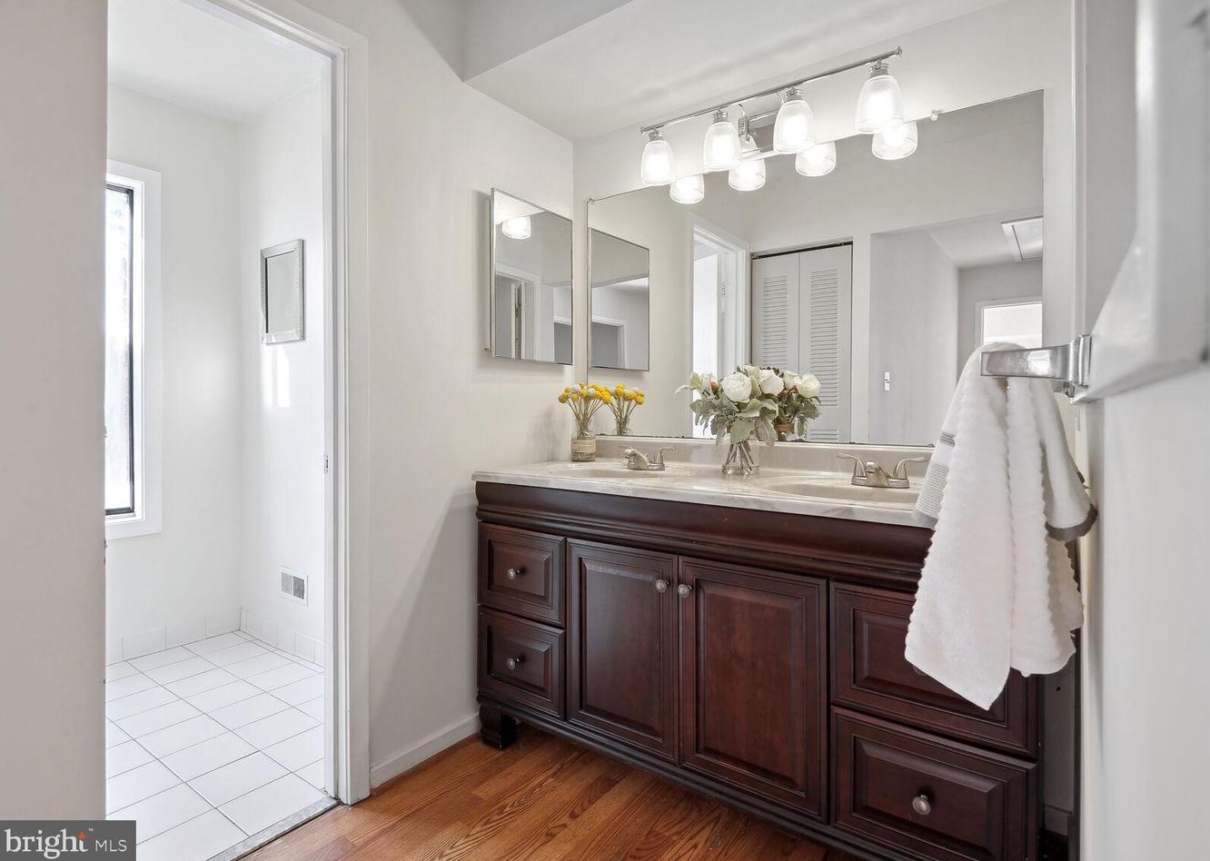 9873 Sailfish Ter, Gaithersburg MD  20886-4203 exterior