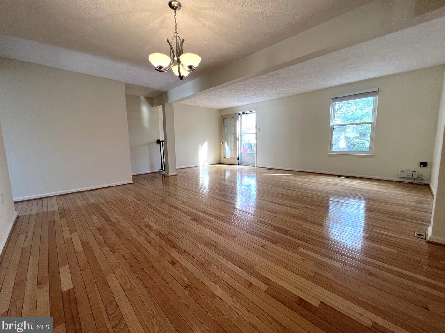 14031 Great Notch Ter, Gaithersburg MD  20878-4237 exterior