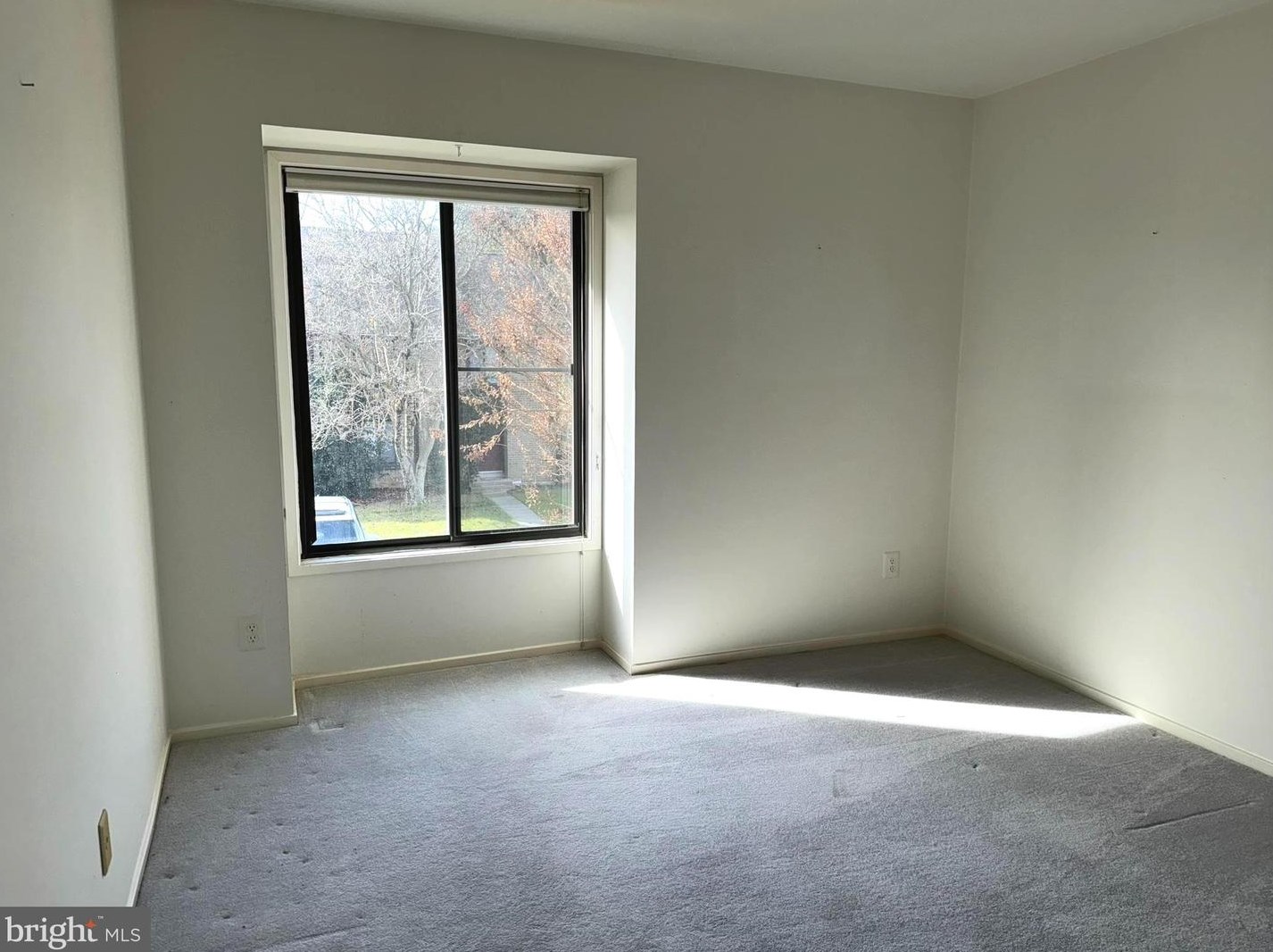 9509 Briar Glenn Way, Gaithersburg MD  20886-1330 exterior