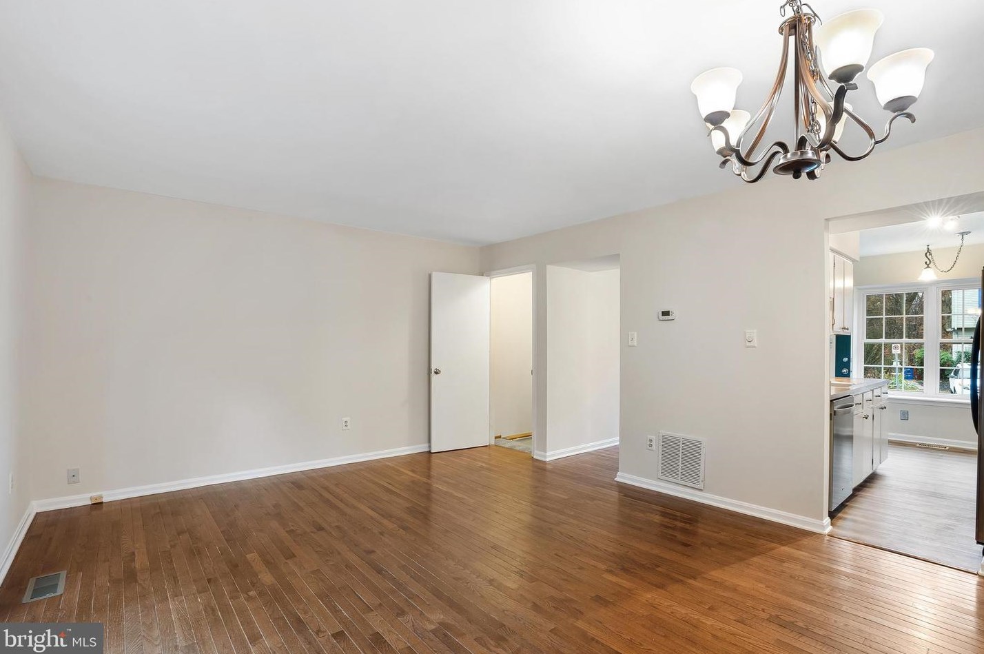 14629 Keeneland Cir, Gaithersburg MD 20878-3772 exterior