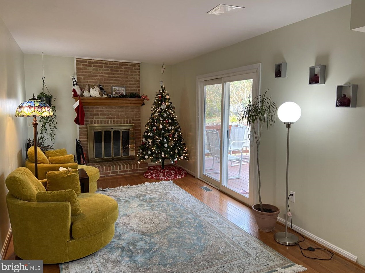 458 Bostwick Ln, Gaithersburg MD  20878-1944 exterior