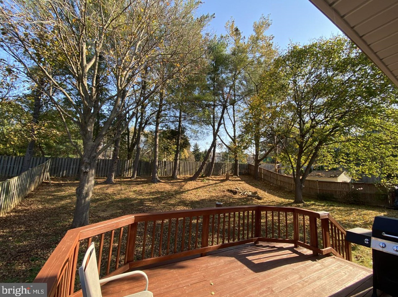 458 Bostwick Ln, Gaithersburg MD  20878-1944 exterior