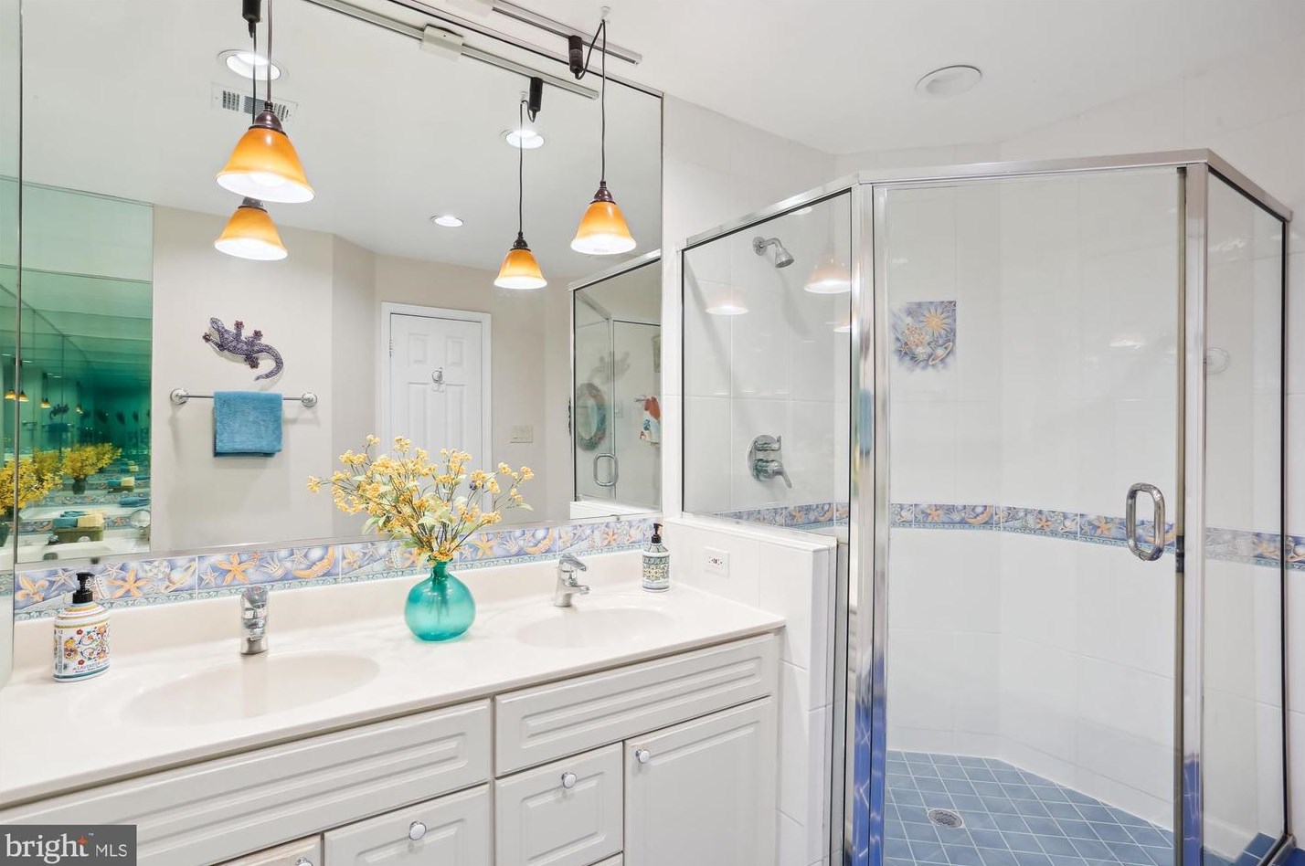 3 Bloomingdale Ct, Rockville MD 20852-5537 exterior