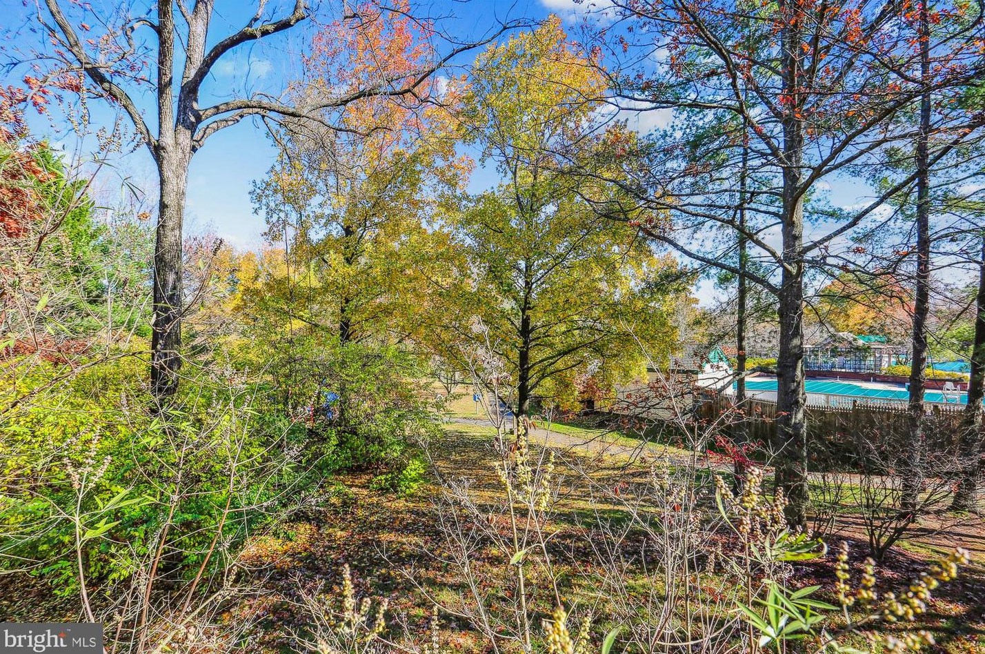 3 Bloomingdale Ct, Rockville MD 20852-5537 exterior