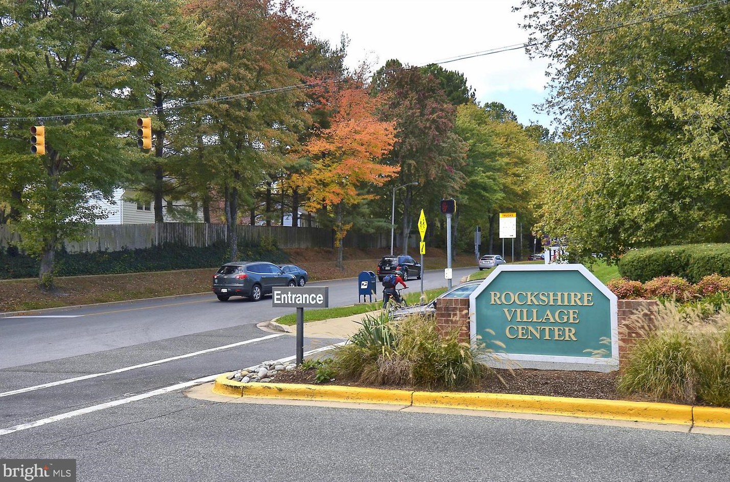 552 Monet Dr, Rockville MD 20850-3022 exterior