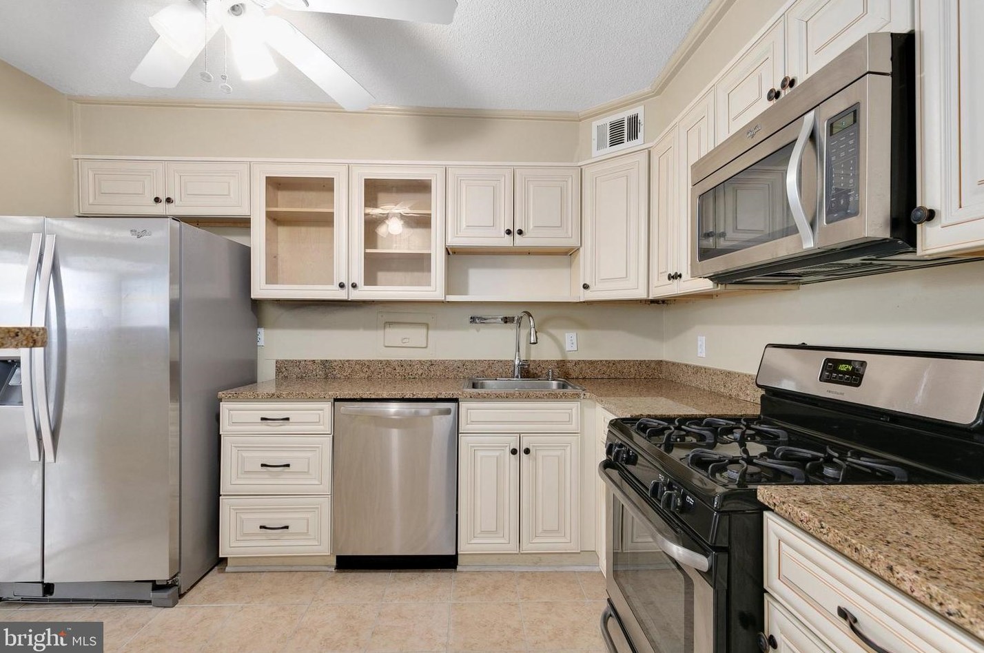 1121 University Blvd W #1306-b, Silver Spring, MD 20902