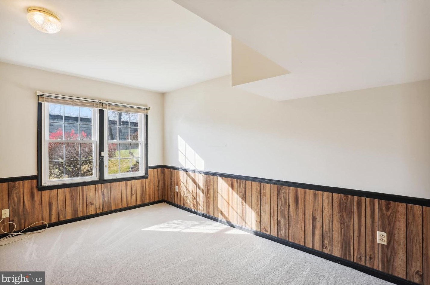 17 Redding Ridge Dr, Gaithersburg MD  20878-2625 exterior