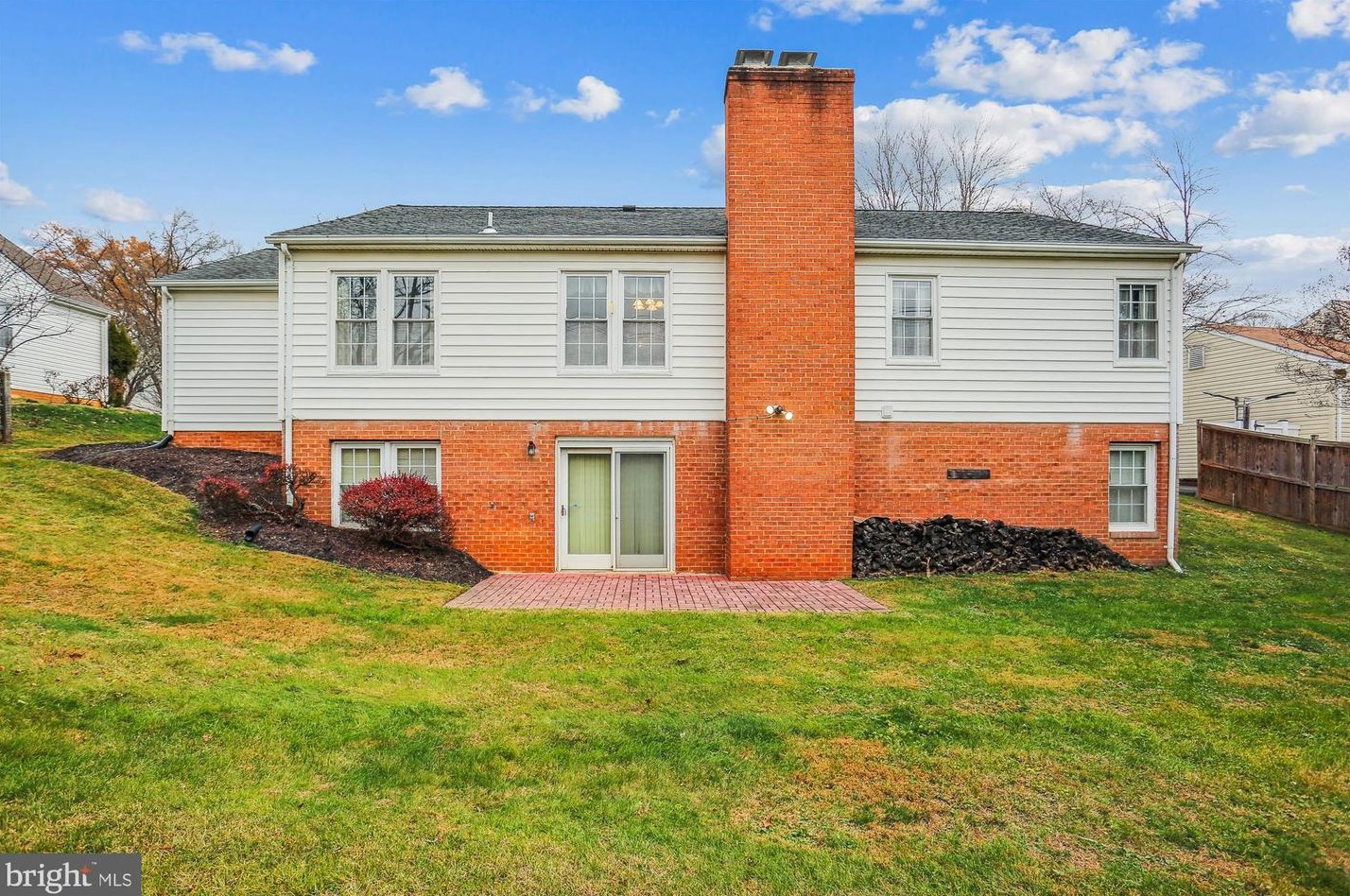 17 Redding Ridge Dr, Gaithersburg MD  20878-2625 exterior