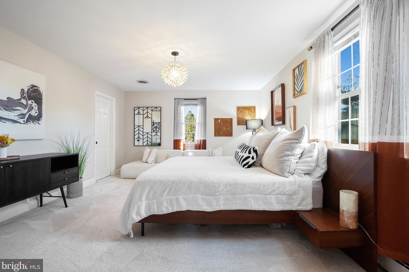 20910 Lochaven Ct, Gaithersburg MD  20882-4467 exterior