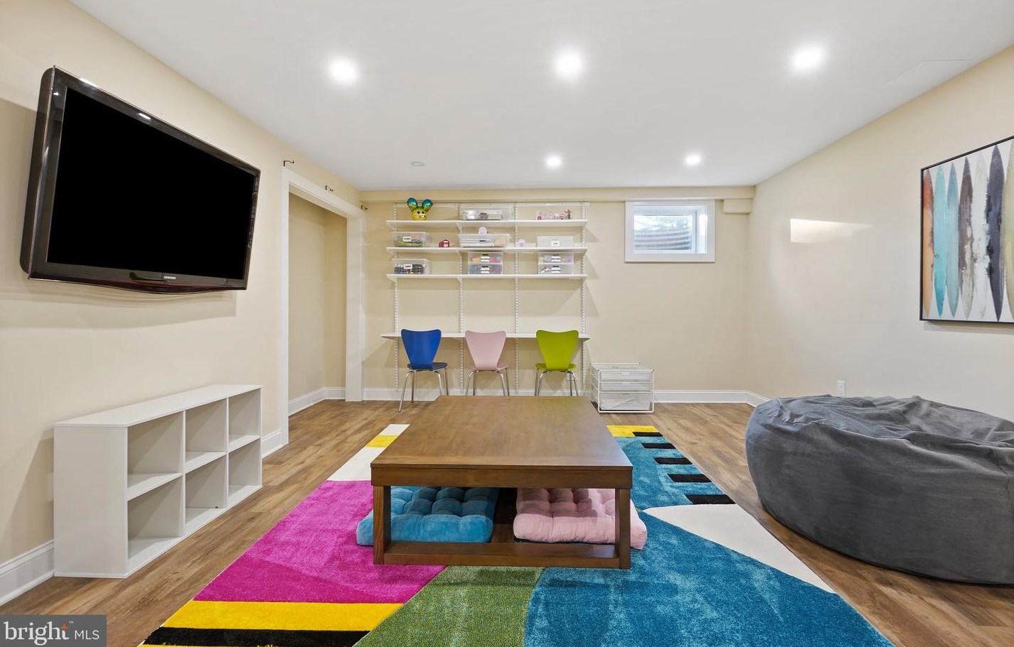 20910 Lochaven Ct, Gaithersburg MD  20882-4467 exterior