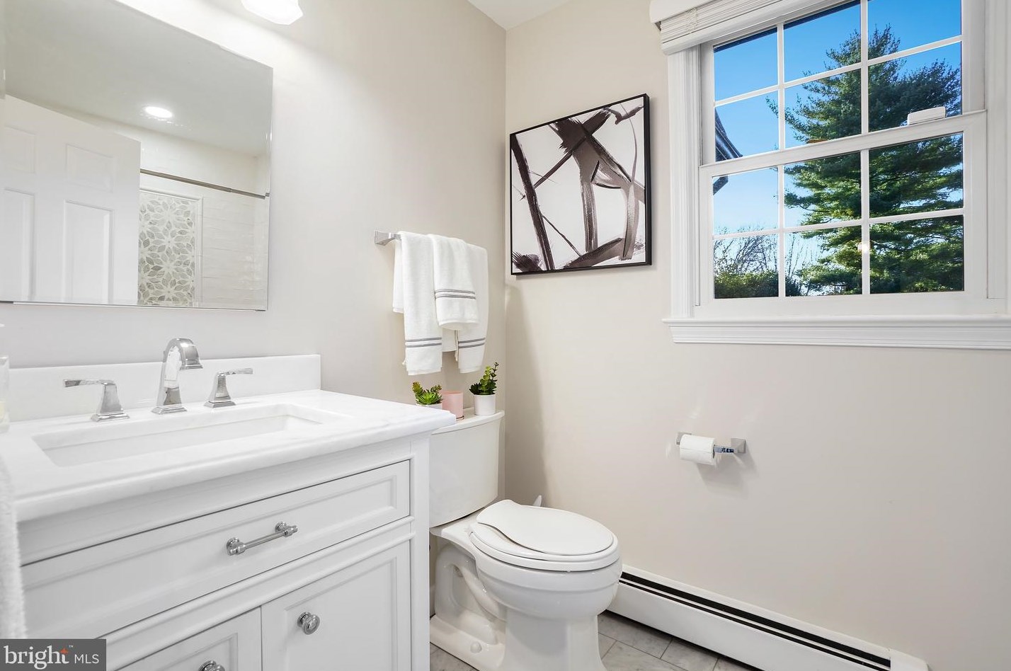 20910 Lochaven Ct, Gaithersburg MD  20882-4467 exterior