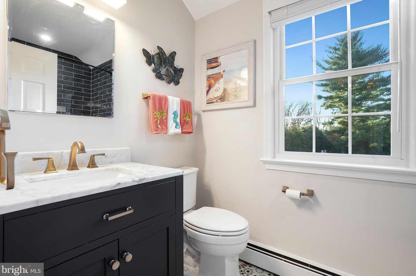 20910 Lochaven Ct, Gaithersburg MD  20882-4467 exterior