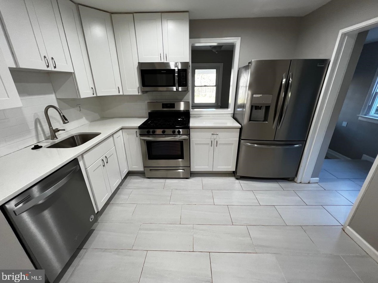 1024 Crawford Dr, Rockville MD  20851-1605 exterior