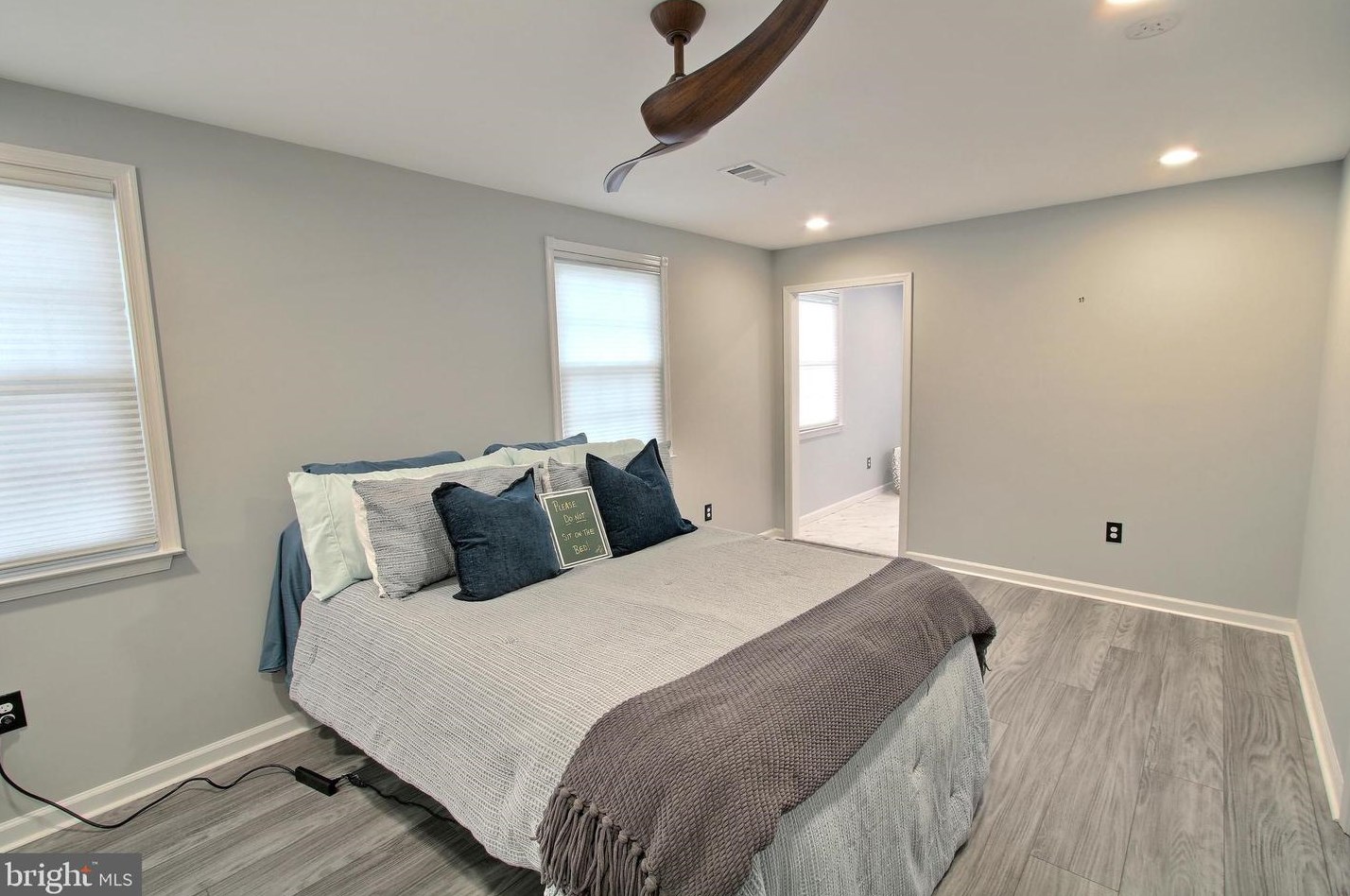 19505 Ridge Heights Dr, Gaithersburg MD  20879-1657 exterior