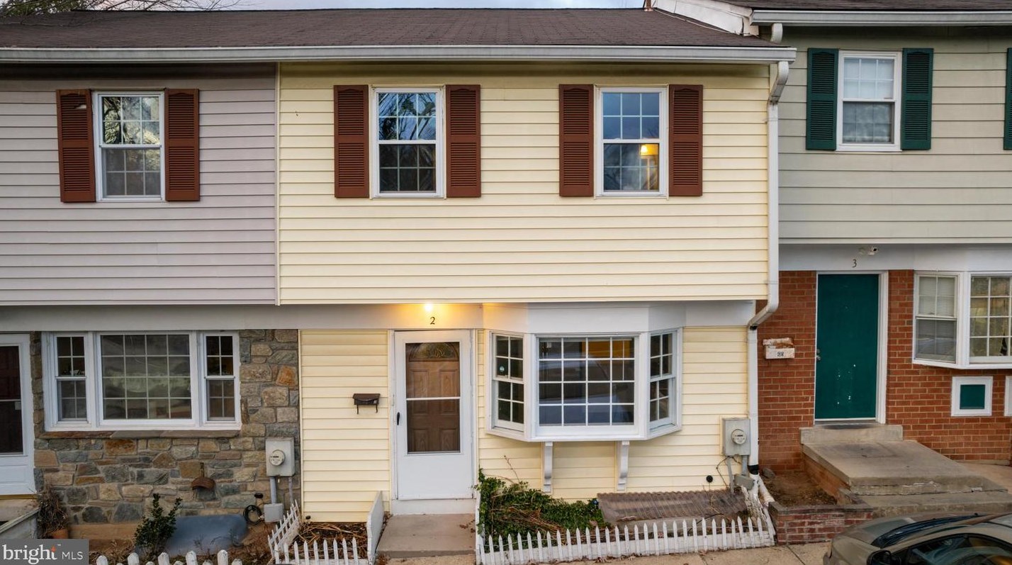 2 Trento Ct, Gaithersburg MD  20877-3006 exterior