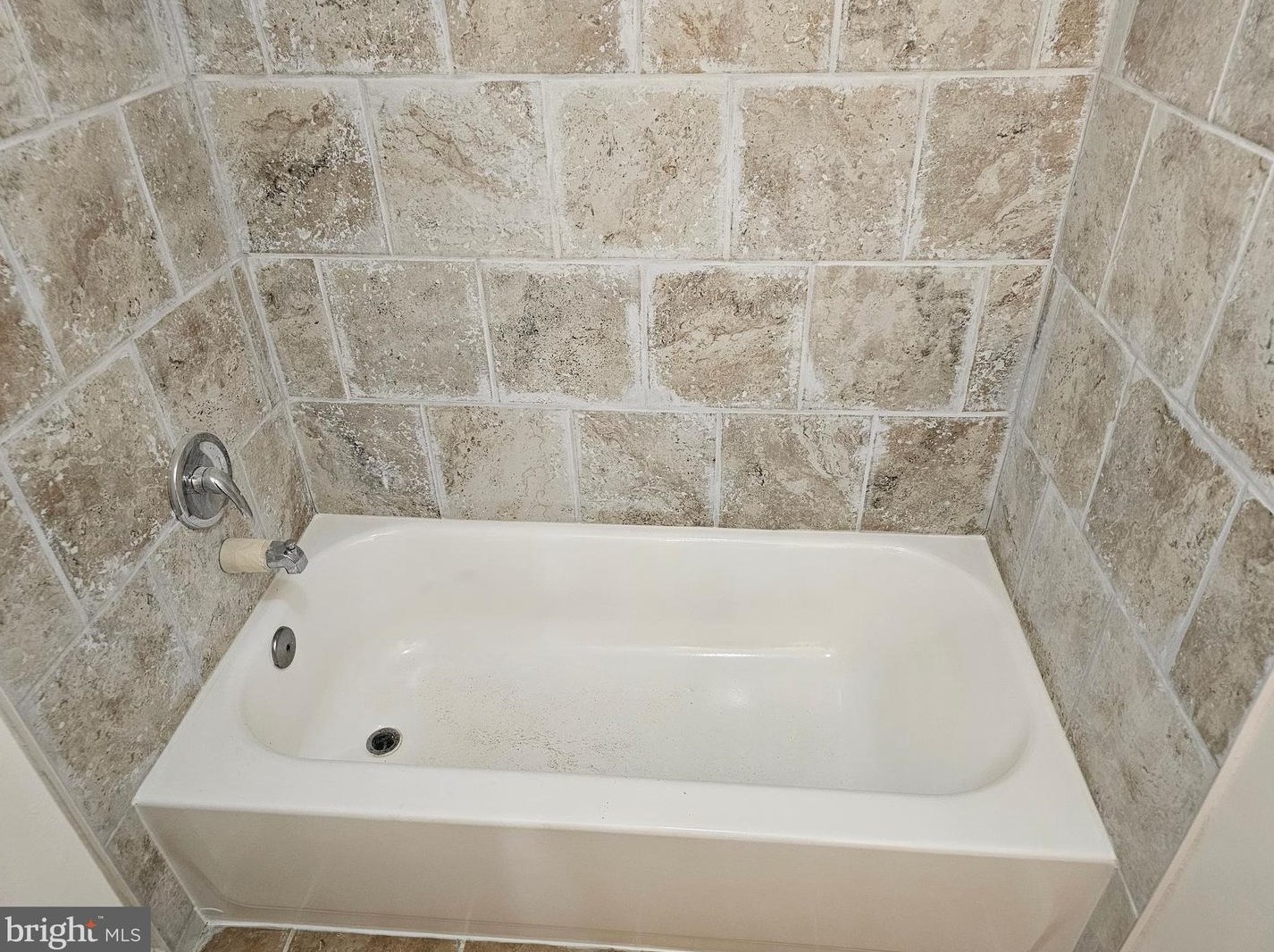 13306 Georgia Ave, Silver Spring MD 20906-3742 exterior