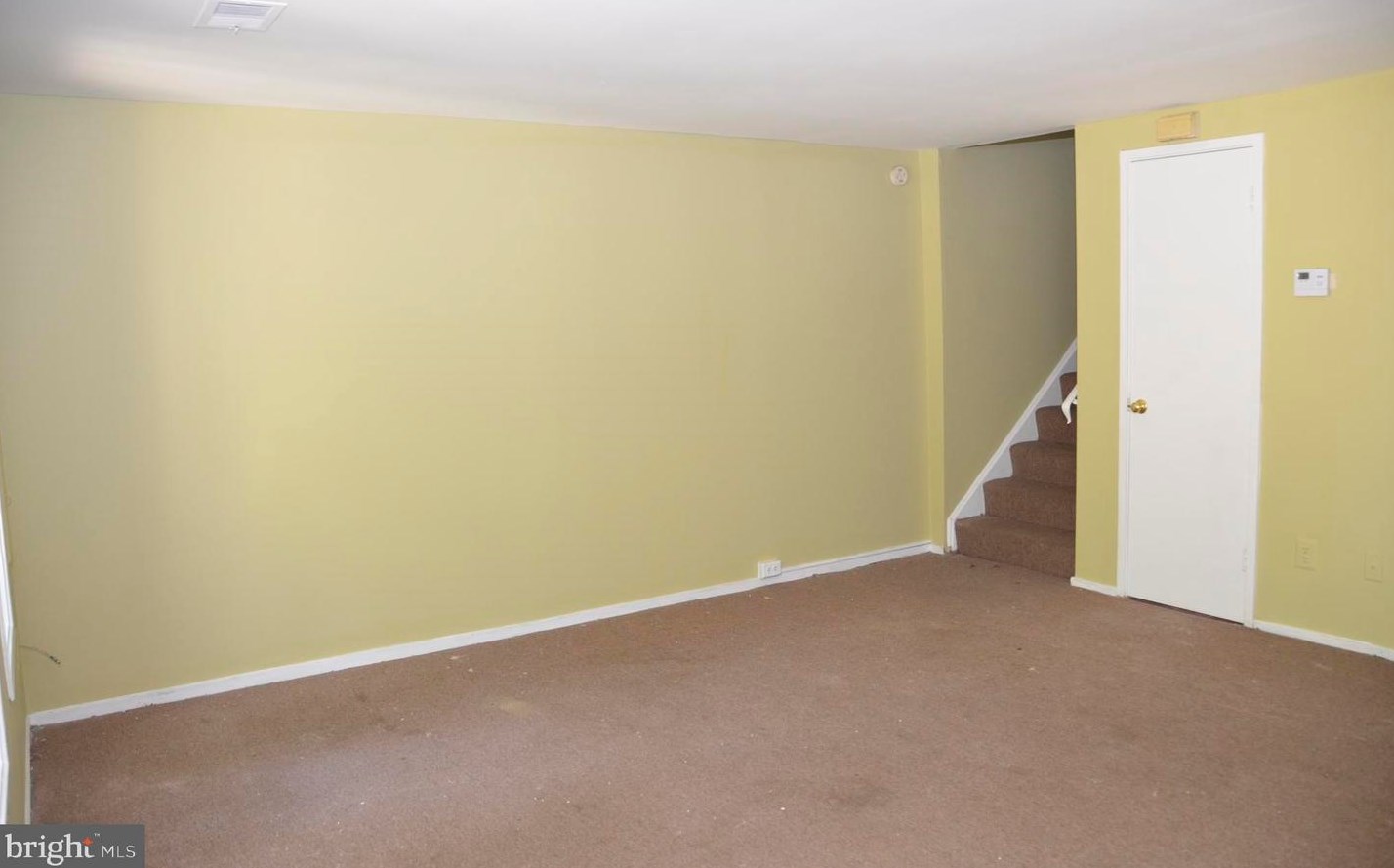 9809 Docena Dr, Gaithersburg MD  20886-4235 exterior