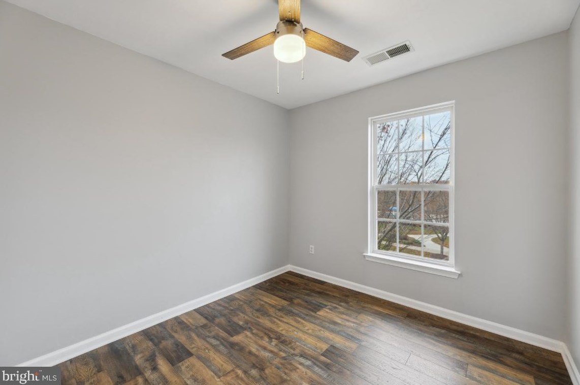 12016 Chestnut Glen Rd, Clarksburg MD  20871-4429 exterior