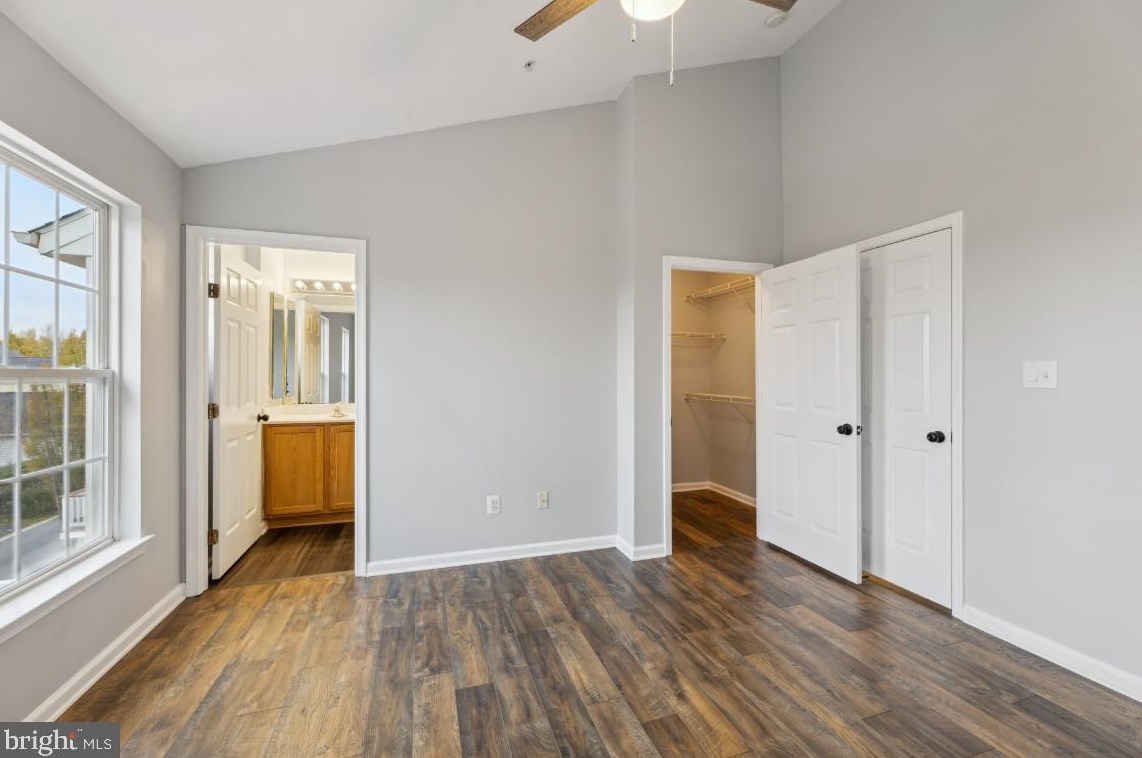 12016 Chestnut Glen Rd, Clarksburg MD  20871-4429 exterior