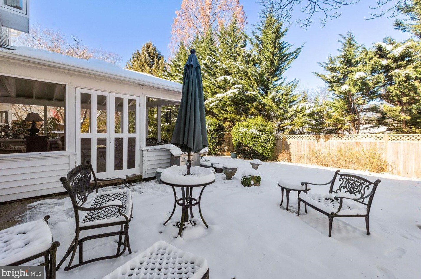 516 Mannakee St, Rockville MD 20850-2143 exterior