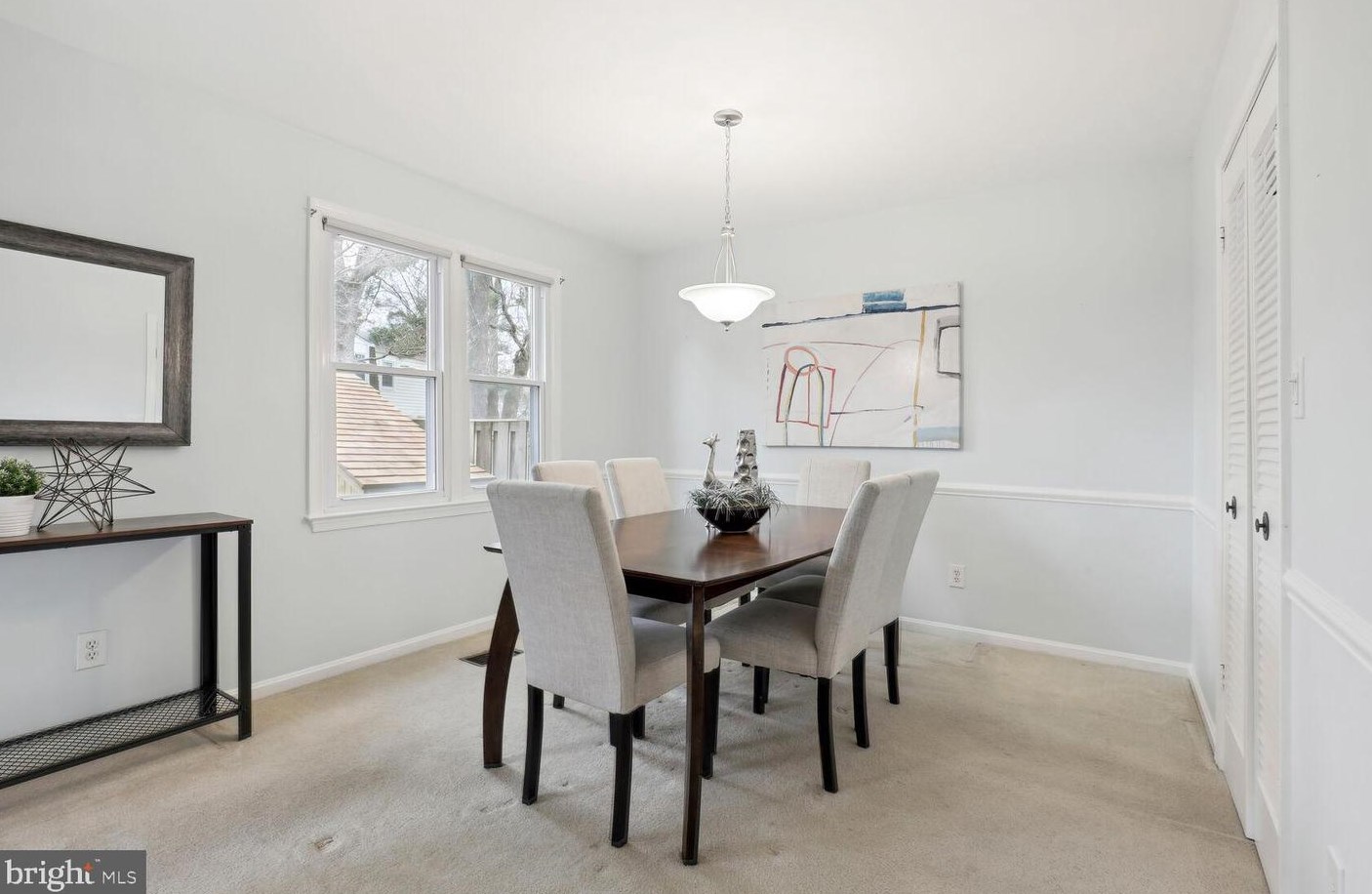 209 Longdraft Rd, Gaithersburg MD  20878-1033 exterior